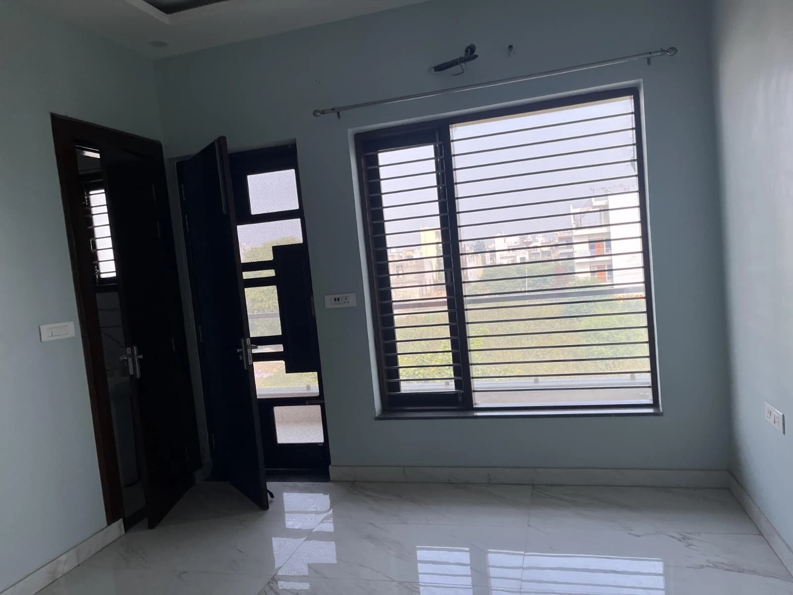 4 BHK Apartment for Rent in Sector 16-17, Hisar