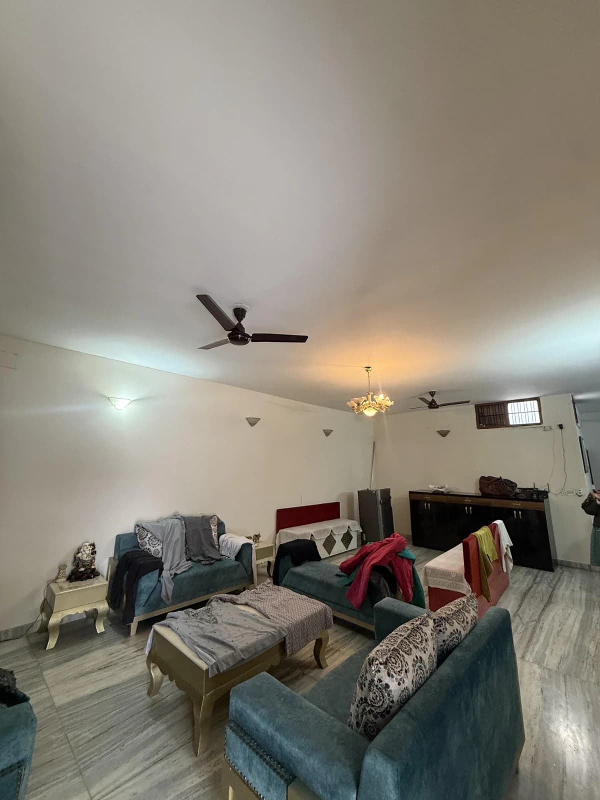 350 Square Yard Flats for Rent in Sector 9-11, Hisar