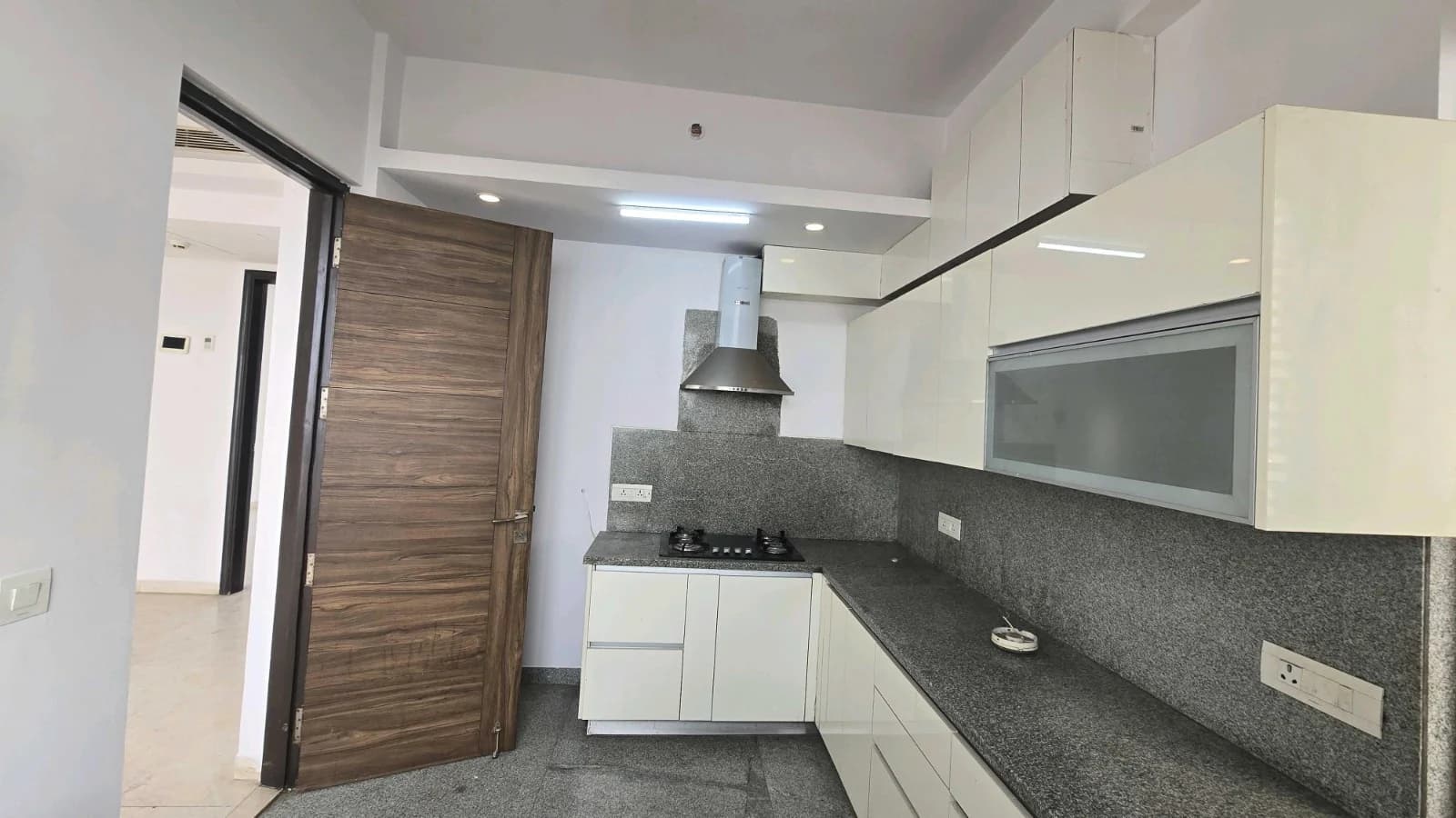 2 BHK Flats for Rent in Sector 13, Hisar