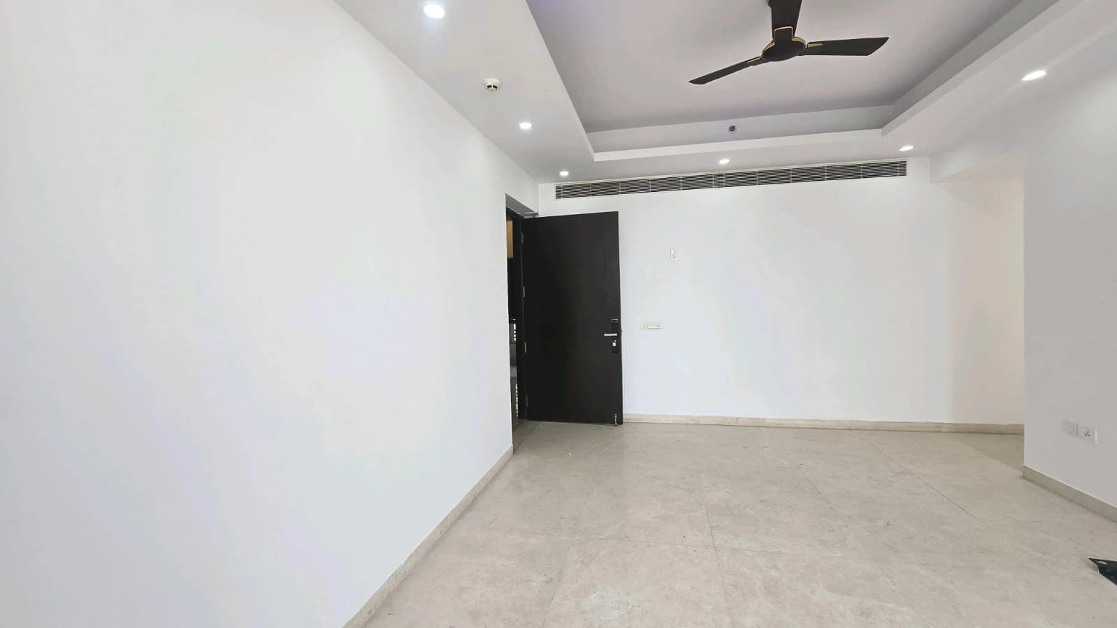 3 BHK Flats for Rent in Sector 14, Hisar