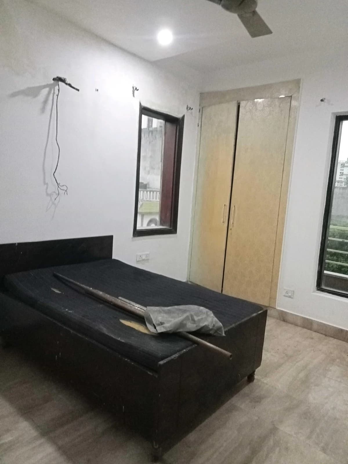 300 Square Yard Flats for Rent in Sector 14, Hisar